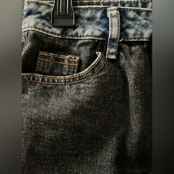 Two color denim shorts (SHEIN), dark wash denim/black denim, US size 4 - Picture 4 of 5